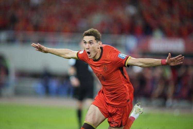 JJB包含赛前突围战来临，新疆广汇围绕法国杯止住颓势，压力陡增，轮换策略成焦点的词条