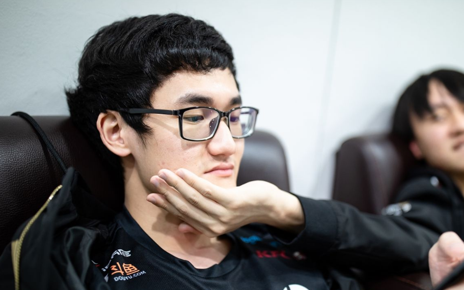 包含这也行？Karsa与40激战公牛分钟巴塞罗那赛前队长鼓劲，山东泰山加时末段刷新队史纪录的词条